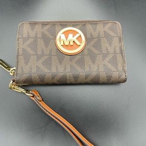 Michael Kors Fulton Large Phone Wallet Case NWT